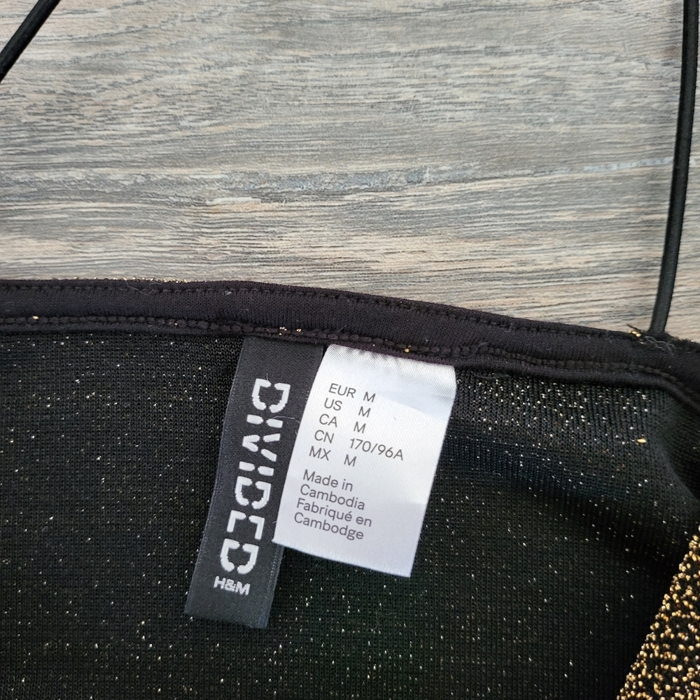 Divided H&M Top - Picture 8 of 10